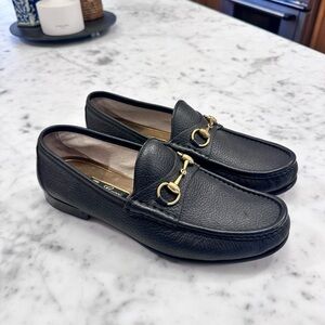 Gucci Men's Horsebit 1953 loafer black pebble 8.5